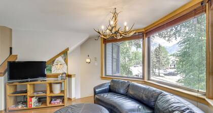 Telluride Condo: Walk to Lift, Bear Creek, & More!