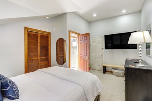 Apartment (2 Bedrooms) | Interior - Telluride Condo: Walk to Lift, Bear Creek, & More! (Telluride)