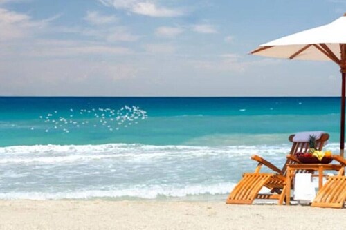 20 Steps To The Beach | Private 1BR Unit On Beach