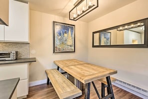 Interior - Chic Condo: Steps to Beaver Creek Ski Slopes! (Avon)