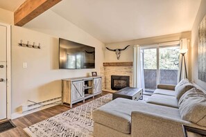 Apartment (2 Bedrooms) | Front of property - Chic Condo: Steps to Beaver Creek Ski Slopes! (Avon)