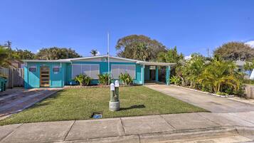 House (2 Bedrooms) | Front of property