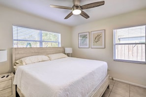 House (2 Bedrooms) | Interior - Cute & Cozy Florida Duplex: Walk to Beaches! (Cocoa Beach)