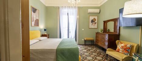 3 chambres, fer et planche à repasser, Wi-Fi, draps fournis