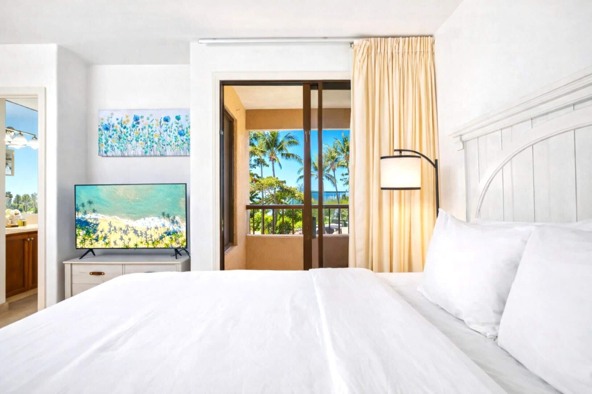 Condo (4 Bedrooms) | 2 quartos, ferros/tábuas de passar roupa, roupa de cama