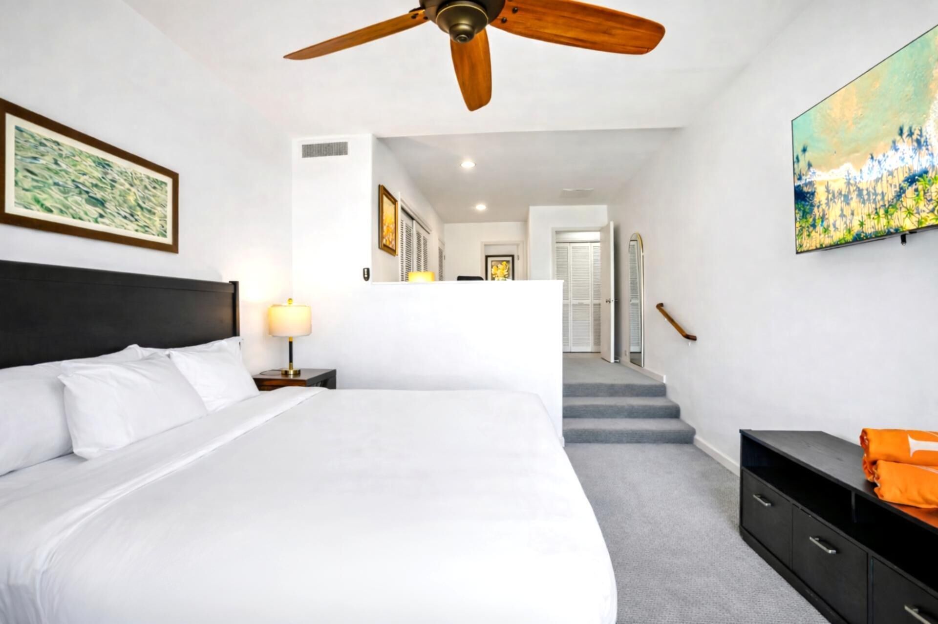 Condo (2 Bedrooms)