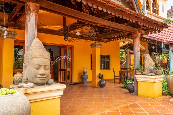 Front of property - DEN HOTEL TOTONOU SIEM REAP (Siem Reap)