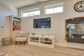 House (1 Bedroom) | Interior