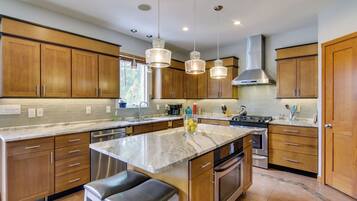 Rumah (5 Bedrooms) | Interior