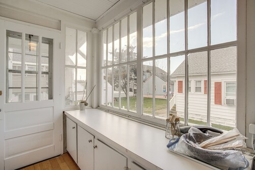 Near Beach & Boardwalk: Ocean City Home w/ Porch