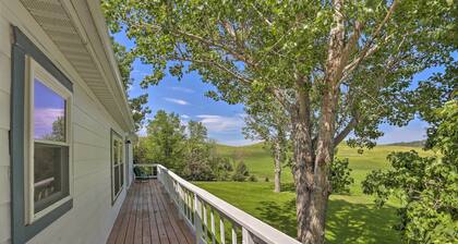 Hermosa Home w/ Deck: 2 Mi to Custer State Park!