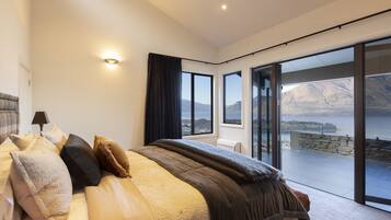 5 habitaciones, tabla de planchar con plancha y wifi gratis