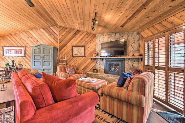 Apartment (3 Bedrooms) | Front of property