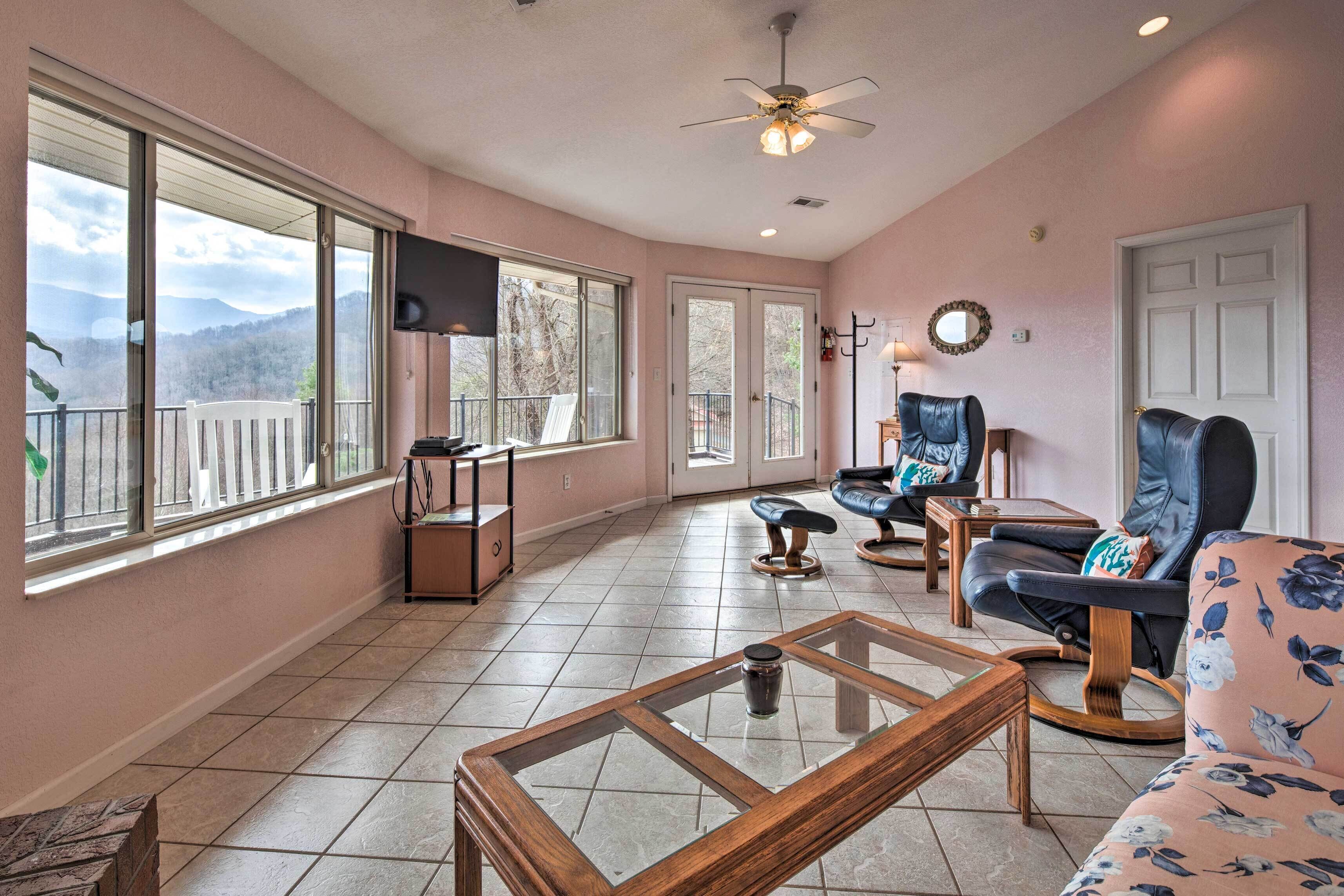 Apartment (1 Bedroom) | Interior