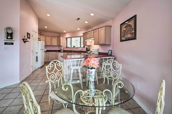 Apartment (1 Bedroom) | Interior