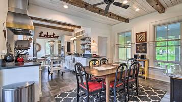 Rumah (4 Bedrooms) | Interior