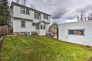 House (4 Bedrooms) | Interior - Central Eugene House w/ Updated Interior & Yard! (Eugene)