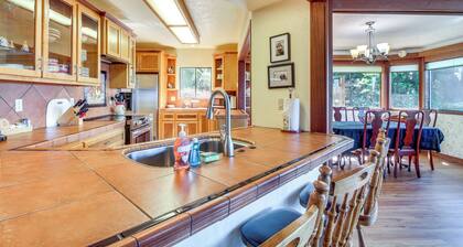 Enchanting Coos Bay Sanctuary w/ Lush Views!
