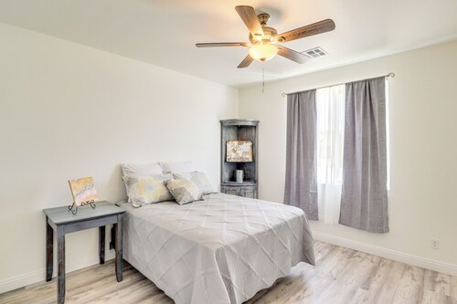Patio & Fenced-in Yard: Desert Oasis in Pahrump!