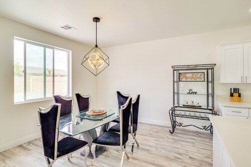 Patio & Fenced-in Yard: Desert Oasis in Pahrump!