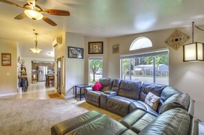 House (3 Bedrooms) | Living area | TV, fireplace, books - Coastal Retreat Near Redwoods & 2 Miles to Beach! (Crescent City)