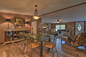 House (4 Bedrooms) | Interior
