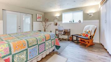 House (1 Bedroom) | Interior