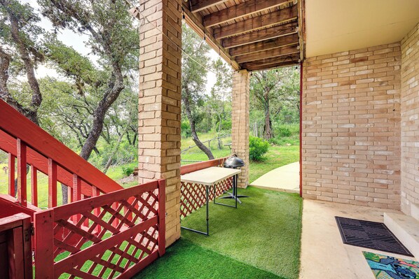 Apartment (2 Bedrooms) | Interior - Relaxing Helotes Apt: 7 Mi to UT at San Antonio! (Helotes)