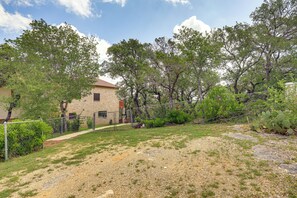 Apartment (2 Bedrooms) | Interior - Relaxing Helotes Apt: 7 Mi to UT at San Antonio! (Helotes)