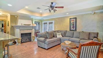 House (3 Bedrooms) | Living area | TV, fireplace