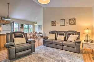 Cottage (2 Bedrooms) | Interior