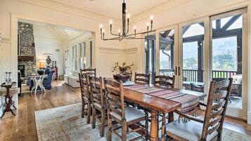 Rumah (5 Bedrooms) | Interior