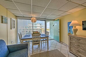 Apartment (1 Bedroom) | Interior - Wildwood Crest Condo w/ Pool: Walk to Restaurants! (Wildwood Crest)