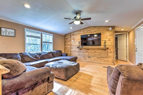 Serene Millry Retreat ~ 4 Mi to Public Lake!