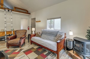 House (1 Bedroom) | Interior