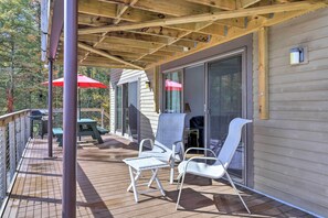Interior - Bolton Landing Suite w/ Deck, Lake George Access (Bolton Landing)