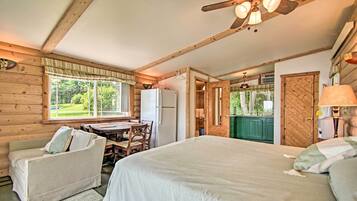 Apartment (0 Bedroom) | Interior