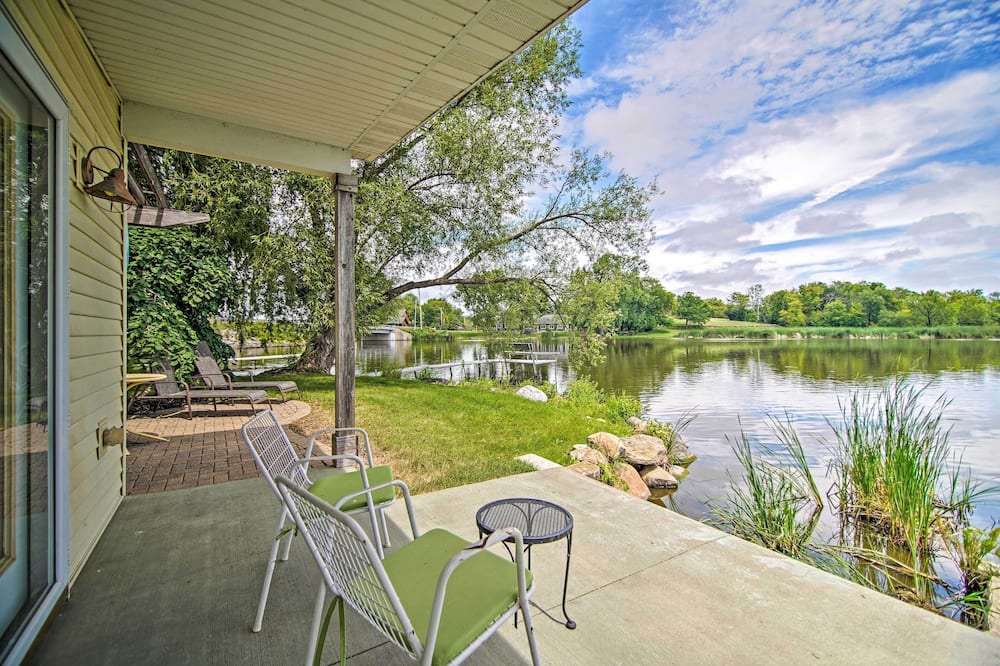Peaceful Horicon Studio w/ Rock River Access! - Slinger, WI