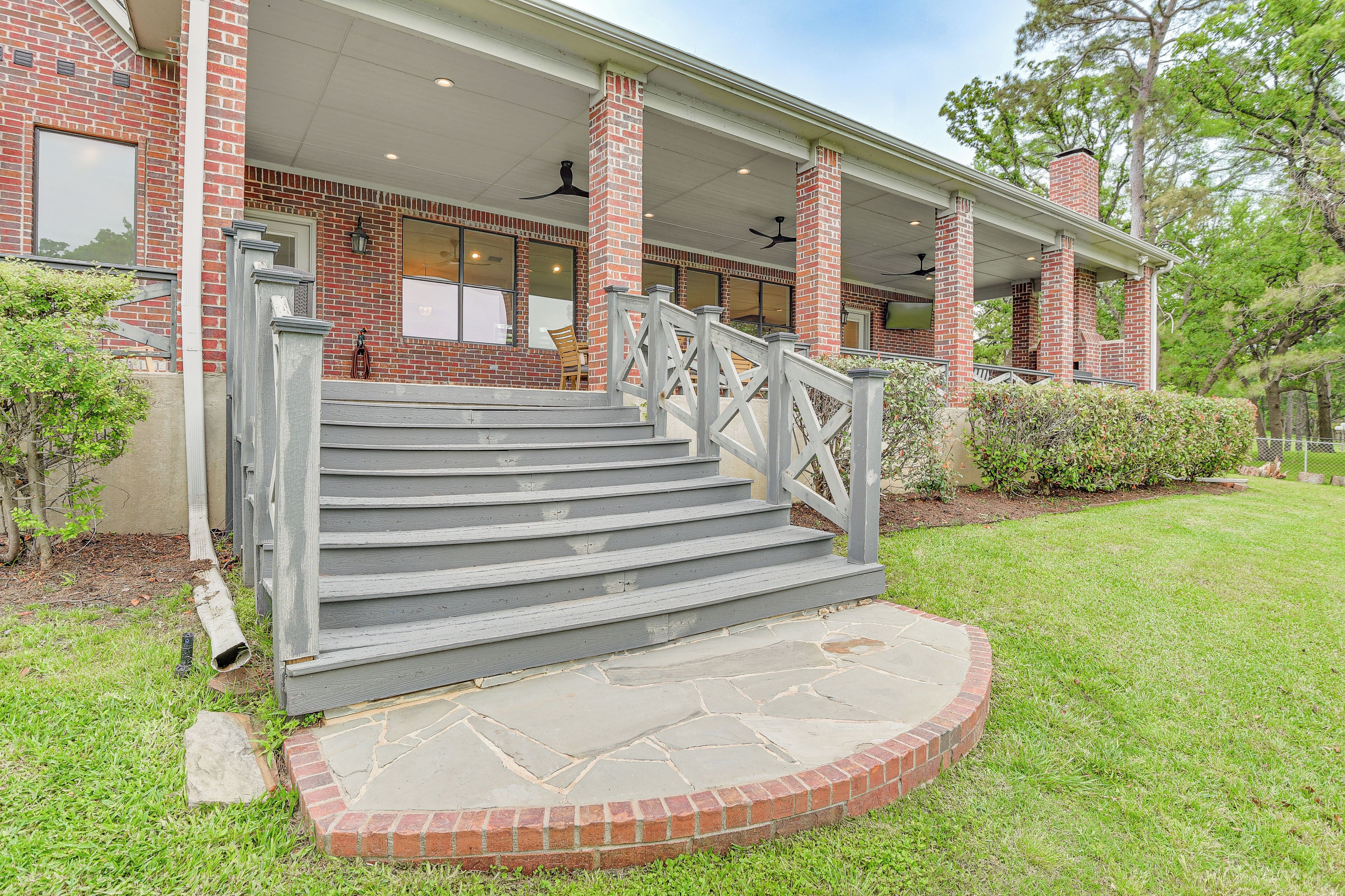 House (4 Bedrooms) | Interior