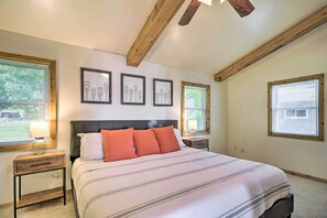 House (3 Bedrooms) | Interior