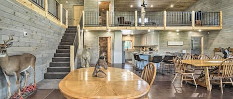 Casa (Multiple Bedrooms) | Interior