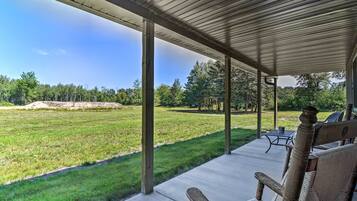 Rumah (Multiple Bedrooms) | Bagian depan properti