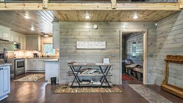 House (Multiple Bedrooms) | Interior