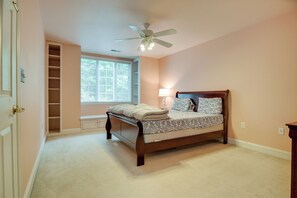 House (5 Bedrooms) | Interior