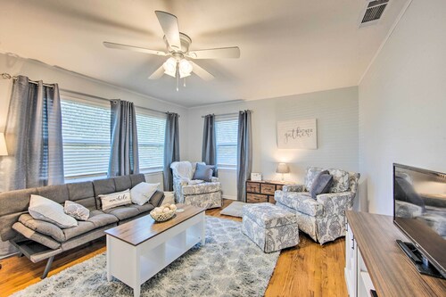 Longview Vacation Rental Home: 4 Mi to Dtwn