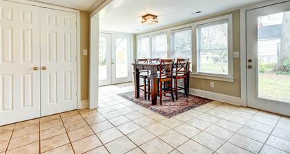 Adorable Charlotte Vacation Rental in Noda!