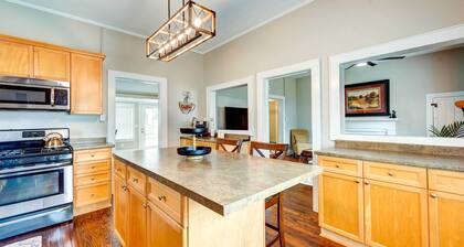 Adorable Charlotte Vacation Rental in Noda!