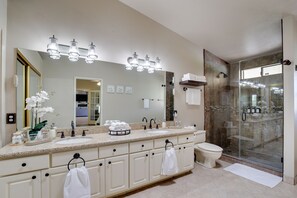 House (3 Bedrooms) | Bathroom - Palm Desert Oasis w/ Hot Tub < 1 Mi to Golf! (Palm Desert)
