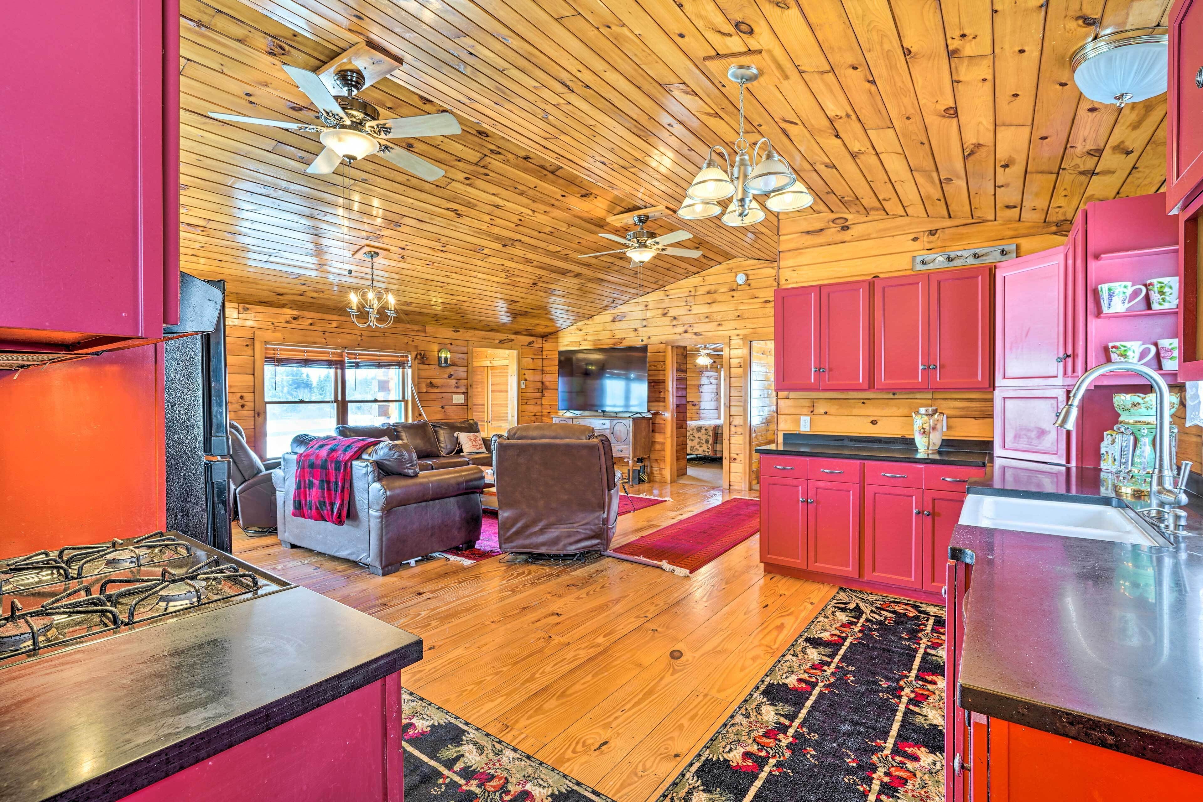 House (2 Bedrooms) | Interior