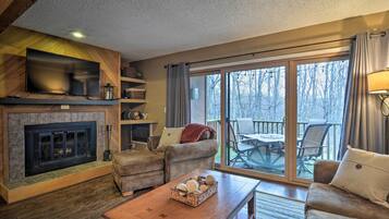 Apartment (2 Bedrooms) | Front of property